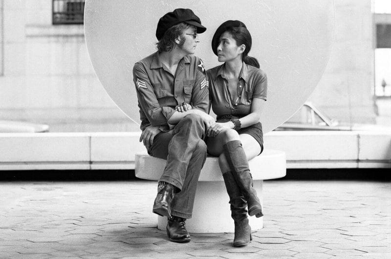 John Lennon và Yoko Ono là bạn tâm giao trong âm nhạc và cuộc sống