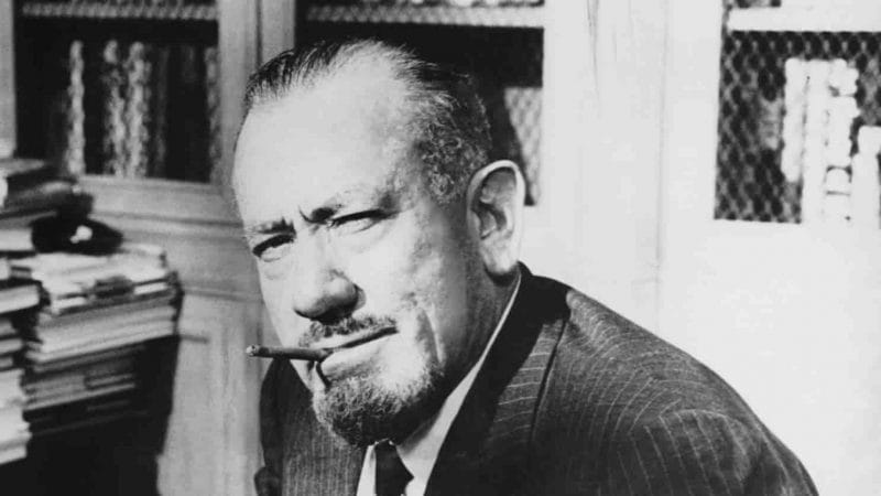 Chân dung nhà văn John Steinbeck