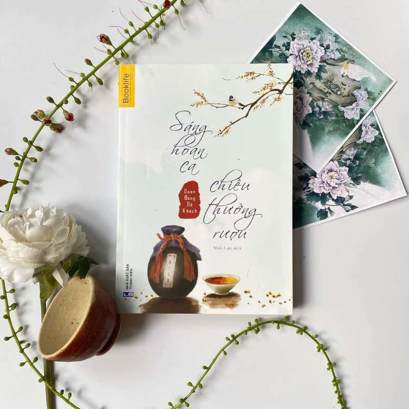 Quan Đông Dã Khách là cây bút của nhiều tựa sách nổi tiếng