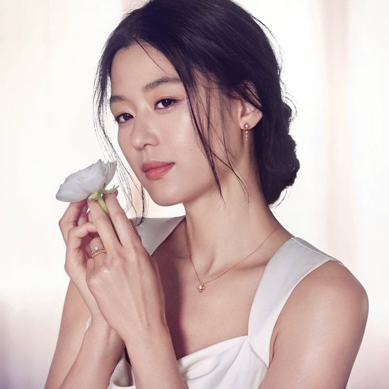 Jun Ji Hyun đã gặt hái được nhiều thành tích sau sự thành công của Vì sao đưa anh tới