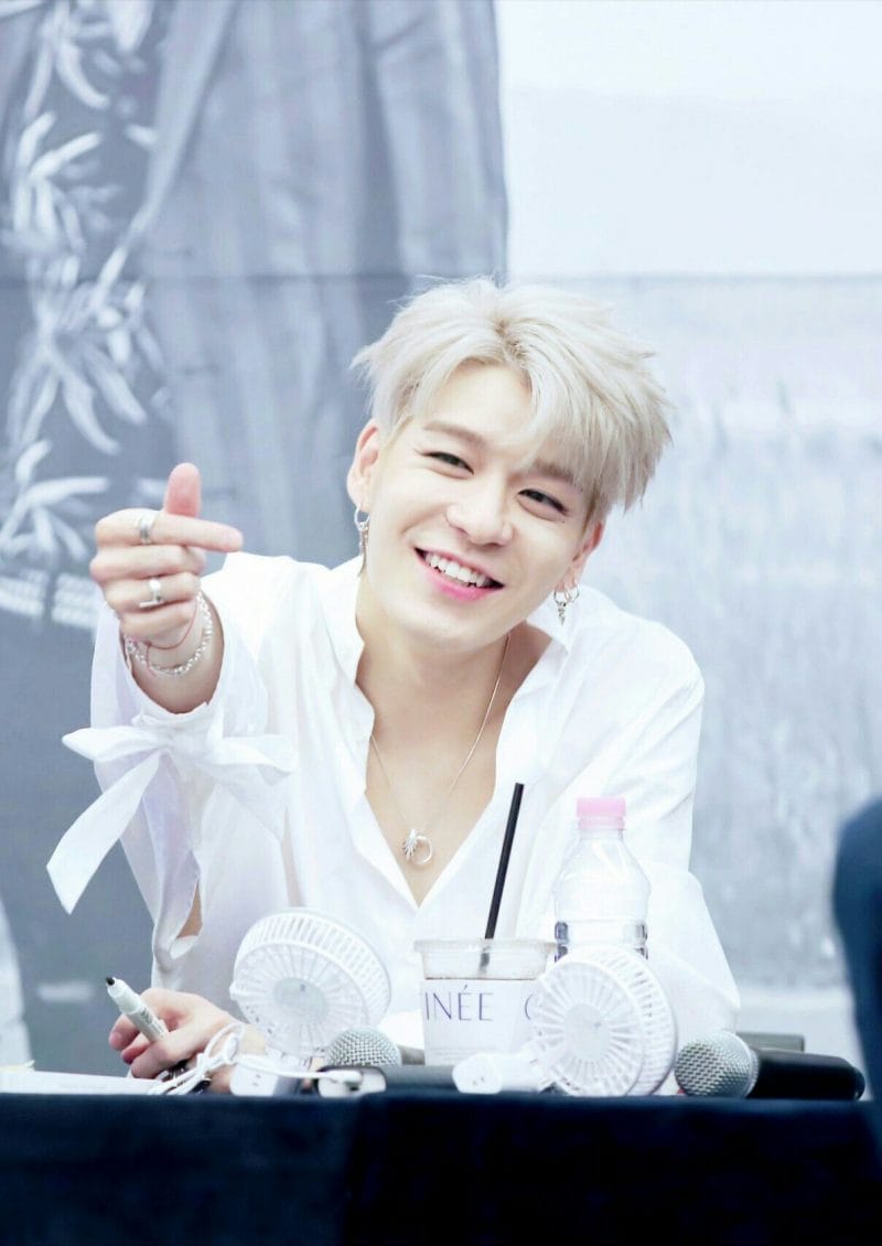Hình ảnh của cựu thành viên Kang Sung-hoon