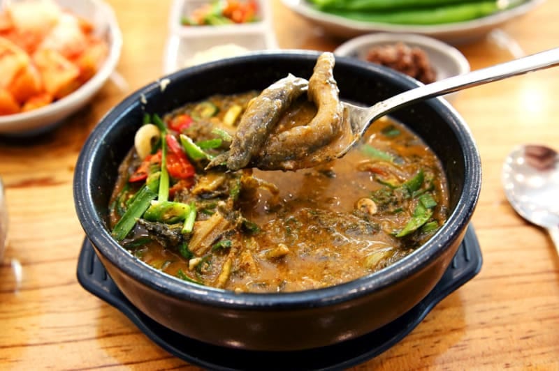 Canh cá Chueotang - món ăn giúp tăng cường lưu giữ nét đẹp trẻ trung