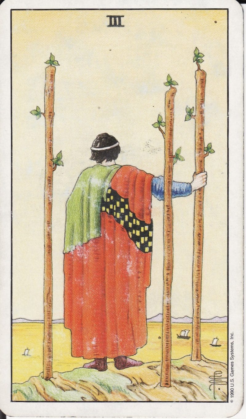 3 of Wands đại diện cho tầm nhìn, khả năng lãnh đạo và sự khám phá