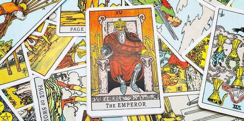 Lá bài The Emperor cho thấy bạn đang có được sức khỏe rất tốt