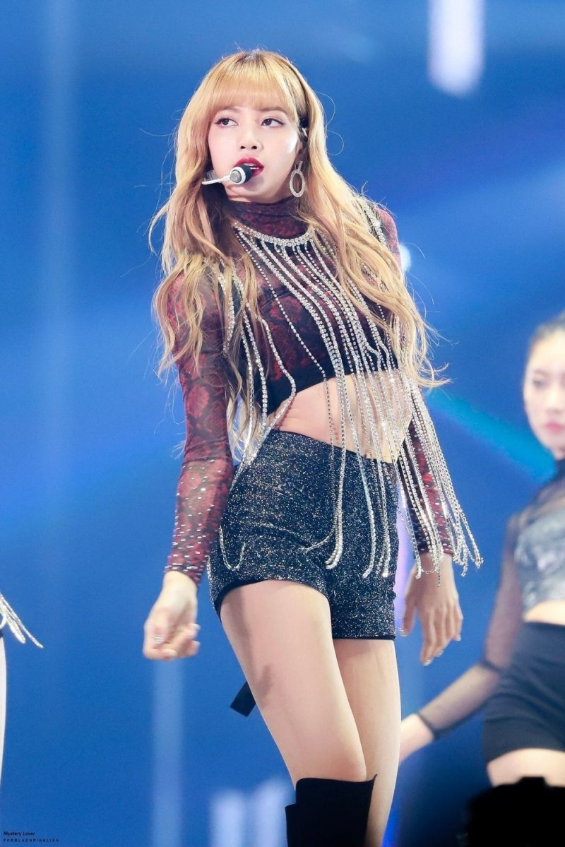 Nhờ chương trình Thanh Xuân Có Bạn mà mức độ phổ biến của Lisa ở thị trường Trung Quốc đã gia tăng đáng kể