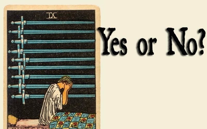 9 of Swords đại diện cho những đêm mất ngủ