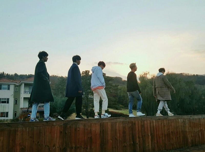 Những chàng trai nhà WM Entertainment