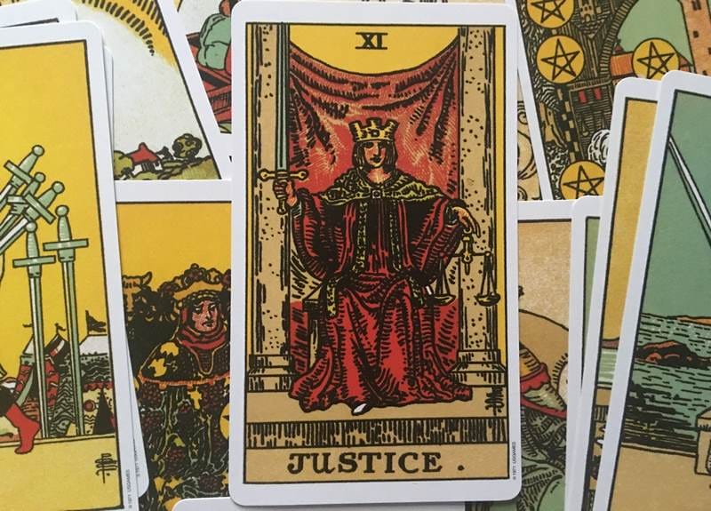 Hình ảnh lá bài Justice