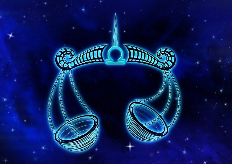 Nữ Thiên Bình thích những chàng trai chín chắn và lịch thiệp