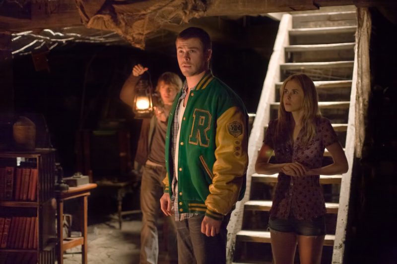 Nhân vật Curt Vaughan (Chris Hemsworth) trong bộ phim The Cabin in the Woods