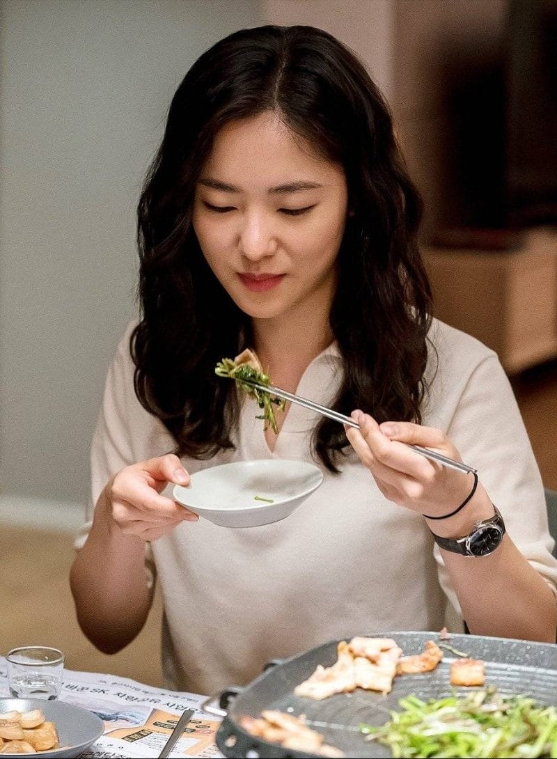 Nữ giám đốc Lee Eun Jung trong Be Melodramatic